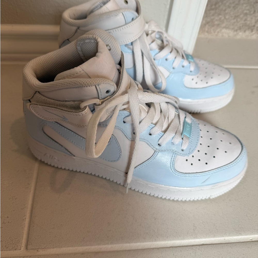 Nike Air Force One in White and Light Blue